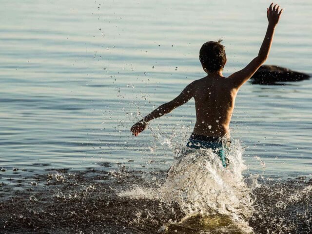 Is Saltwater Good for the Skin? What to Know? Is Saltwater Good for the Skin? What to Know?